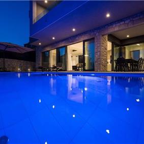Luxury 5-Bedroom Villa with Sea-Views and Infinity Pool near Dubrovnik – Sleeps 10